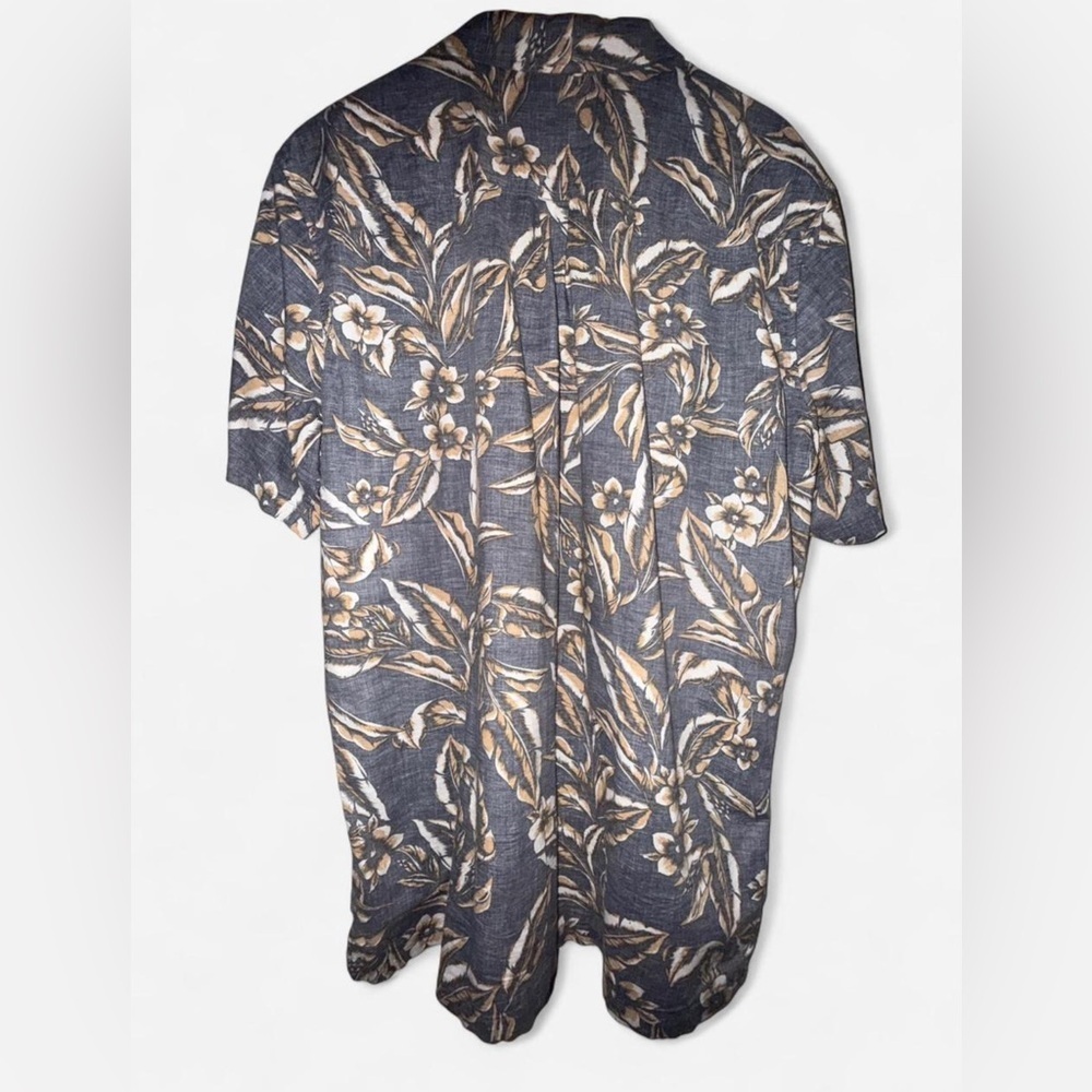 O'Neill Gray and Tan Floral Casual Button Down Shirt - Picture 2 of 4